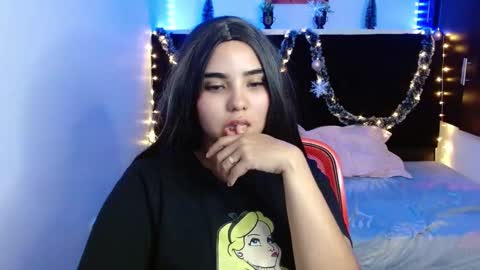 Snapshot of miapeyton chatting on 12.30.24 Mia Peyton   online show from 12.30.24