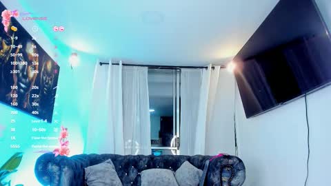 miapink_ofi_ online show from 12.16.25