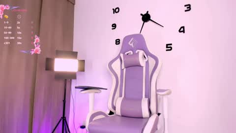 Snapshot of miapink_ofii_ chatting on 04.29.26 180126 - starts at 1400PM online show from 04.29.26