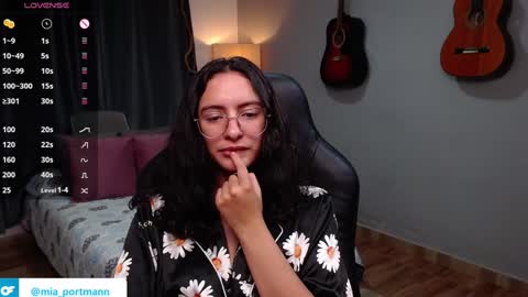 MIAPORTMANN online show from 01.03.25