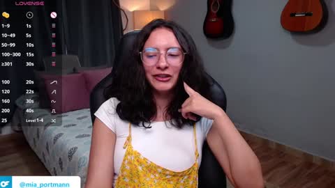 MIAPORTMANN online show from 01.04.25