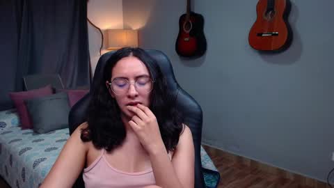 MIAPORTMANN online show from 01.22.25