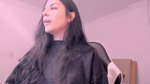 Mia Quevedo online show from 07.21.26