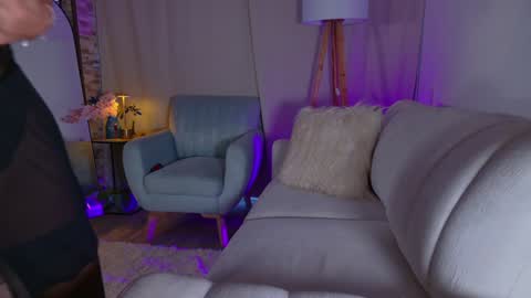 My name is Mia  Please say hello I like to chat with you. If you have requests or dirty talk please use tip online show from 01.12.25