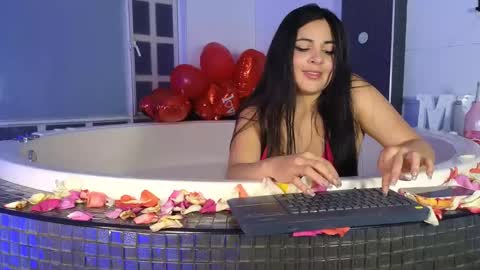 MiaHancock online show from 02.18.25