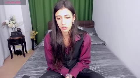Snapshot of miasilk chatting on 03.03.25 Miayna Silk online show from 03.03.25