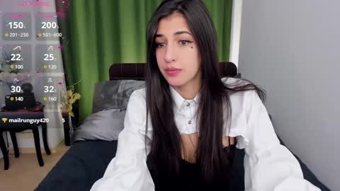 Snapshot of miasilk chatting on 03.04.25 Miayna Silk online show from 03.04.25