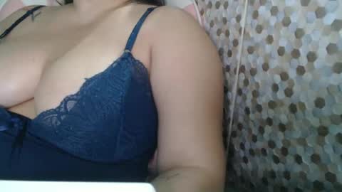 Snapshot of miasp chatting on 01.11.25 MiaSP online show from 01.11.25