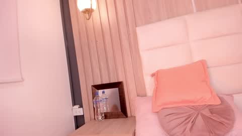 Mia online show from 01.29.25