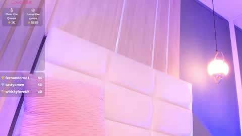 Mia online show from 03.12.25