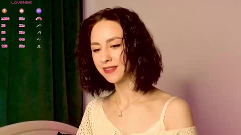 Mia online show from 12.05.25