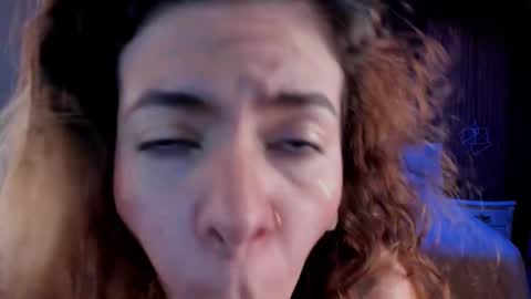 miatorres4 online show from 11.05.25