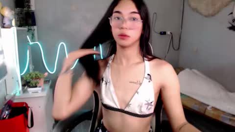 Snapshot of miatrixs chatting on 02.22.26 Mia online show from 02.22.26