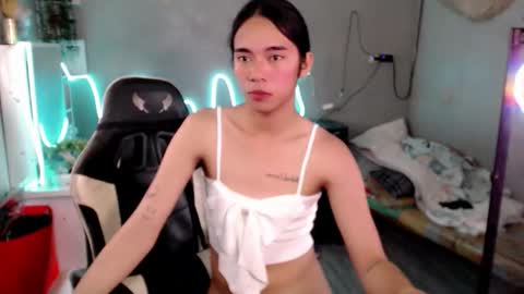 Snapshot of miatrixs chatting on 02.26.26 Mia online show from 02.26.26