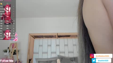 Mia Villalobos online show from 01.20.25