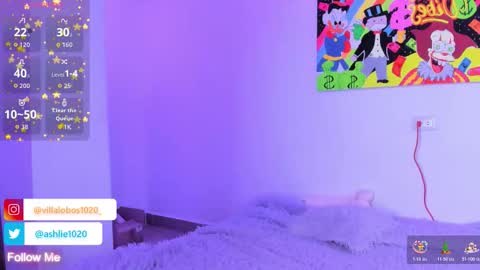 Mia Villalobos online show from 12.16.25