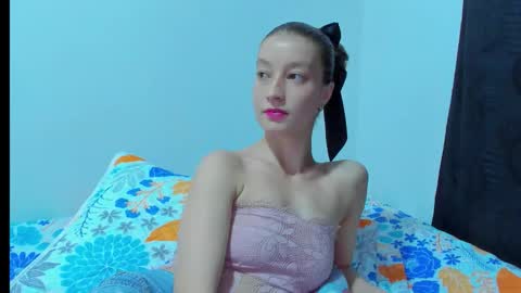 Snapshot of miavolkova_ chatting on 03.13.26 Chloe online show from 03.13.26