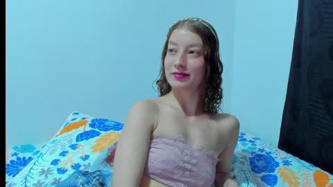 Snapshot of miavolkova_ chatting on 04.08.26 Chloe online show from 04.08.26