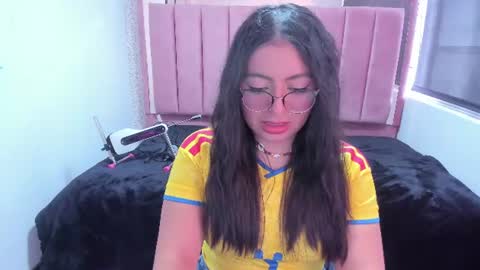 Snapshot of miawils_ chatting on 07.03.26 M I A W I L S online show from 07.03.26