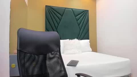 Michael online show from 12.21.25