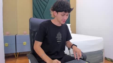 Michael online show from 12.22.25