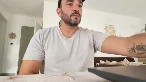 Snapshot of michael666c chatting on 09.16.25 michael666c online show from 09.16.25