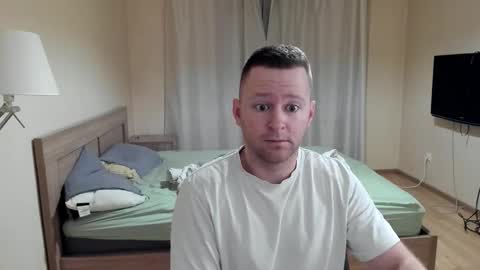 Snapshot of michael_birkin chatting on 12.21.25 Michael Birkin online show from 12.21.25