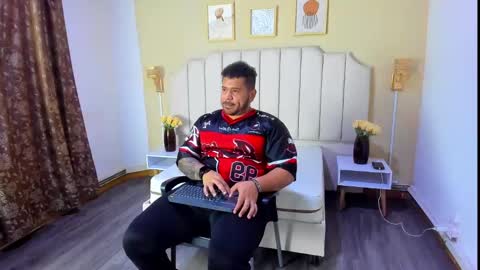 MICHAEL online show from 09.30.25