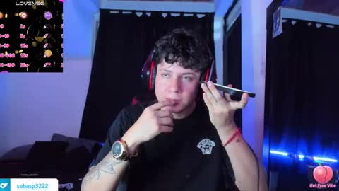 michael independent model  online show from 12.07.24