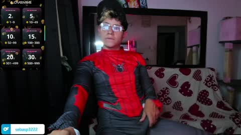 michael independent model  online show from 04.13.26