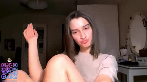 Emily online show from 11.28.25