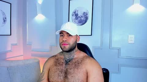 Snapshot of michael_salens chatting on 02.04.25 Michael Salens independent model online show from 02.04.25