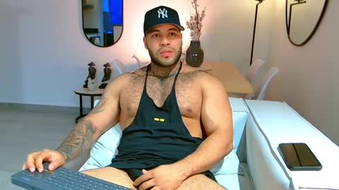 Snapshot of michael_salens chatting on 09.10.25 Michael Salens independent model online show from 09.10.25