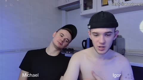 Snapshot of michael_sexdevil chatting on 01.17.25 michael_sexdevil online show from 01.17.25