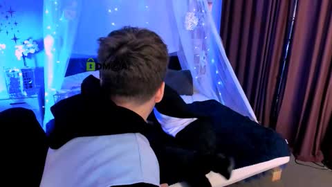 Snapshot of michael_strong_ chatting on 12.23.25 Your Michael online show from 12.23.25