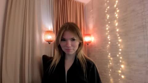 MichaelaFoxx online show from 11.10.25