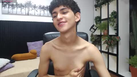 michaelkoiv online show from 12.21.25