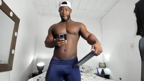 michaell_donnovann online show from 06.05.26