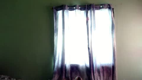 My name is Kel 18. 53 short and petite... online show from 01.03.25