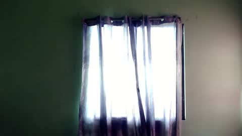 My name is Kel 18. 53 short and petite... online show from 01.19.25