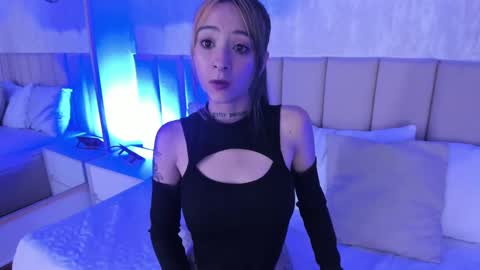 Michael Walkerr online show from 02.07.25