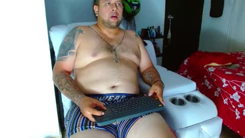 Snapshot of michell_myers chatting on 02.10.25 michell_myers online show from 02.10.25