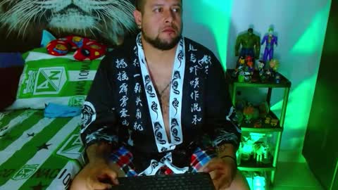 Snapshot of michell_myers chatting on 12.17.25 michell_myers online show from 12.17.25