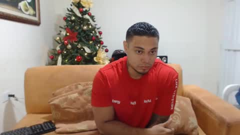 Snapshot of michelle_allen0104 chatting on 12.27.24 michelle_allen0104 online show from 12.27.24