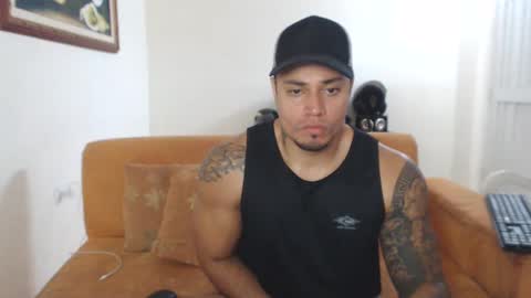 Snapshot of michelle_allen0104 chatting on 01.27.25 michelle_allen0104 online show from 01.27.25