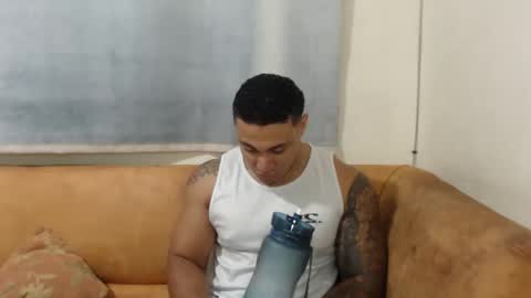 Snapshot of michelle_allen0104 chatting on 09.30.25 michelle_allen0104 online show from 09.30.25