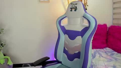 MICHELLE CHANG online show from 11.27.25