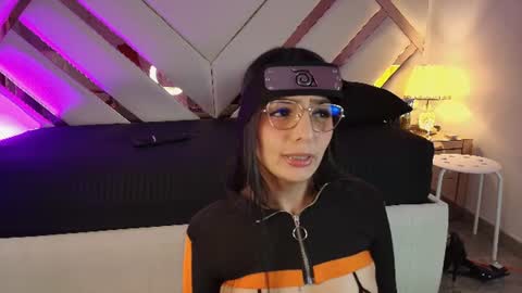 Snapshot of michelle_cutee_ chatting on 06.25.26 michelle_cutee_ online show from 06.25.26