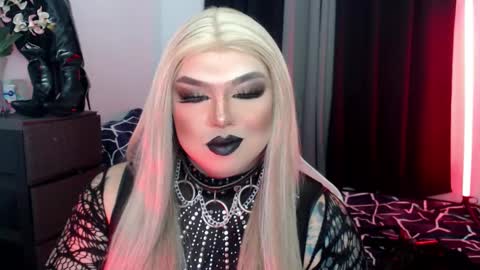 Snapshot of michellevixen921 chatting on 10.16.25 Michelle online show from 10.16.25