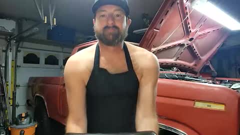 Snapshot of michelob95 chatting on 10.15.25 michelob95 online show from 10.15.25